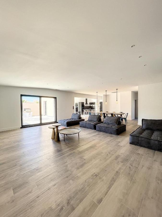 Villa 400M2 Piscine Interieure Tres Calme Agde Εξωτερικό φωτογραφία