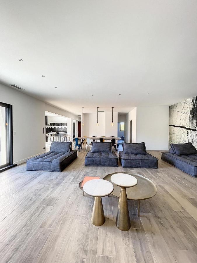 Villa 400M2 Piscine Interieure Tres Calme Agde Εξωτερικό φωτογραφία