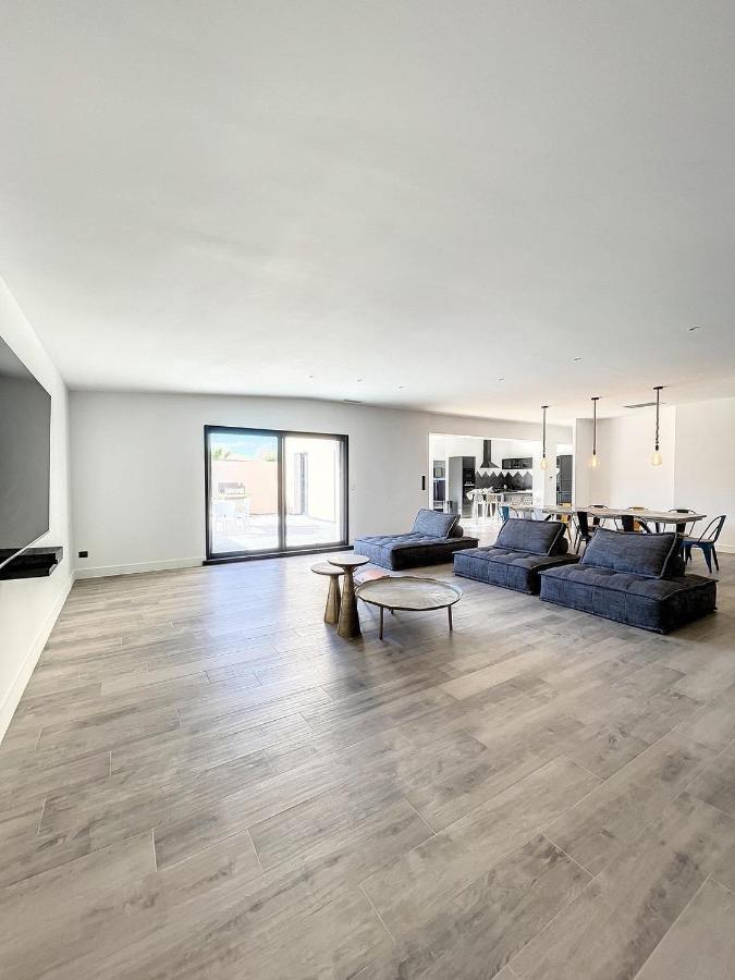 Villa 400M2 Piscine Interieure Tres Calme Agde Εξωτερικό φωτογραφία